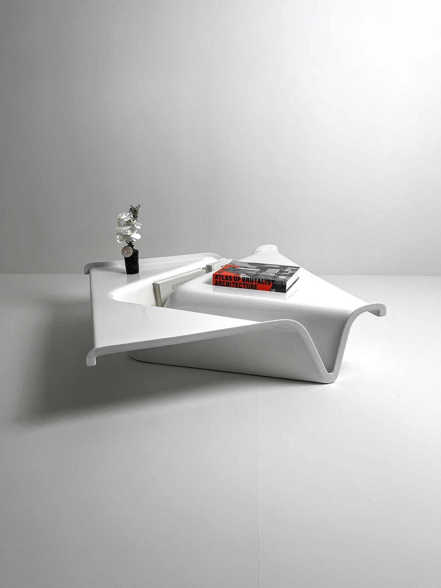 Franca Stagi & Cesare Leonardi ‘Kappa’ table