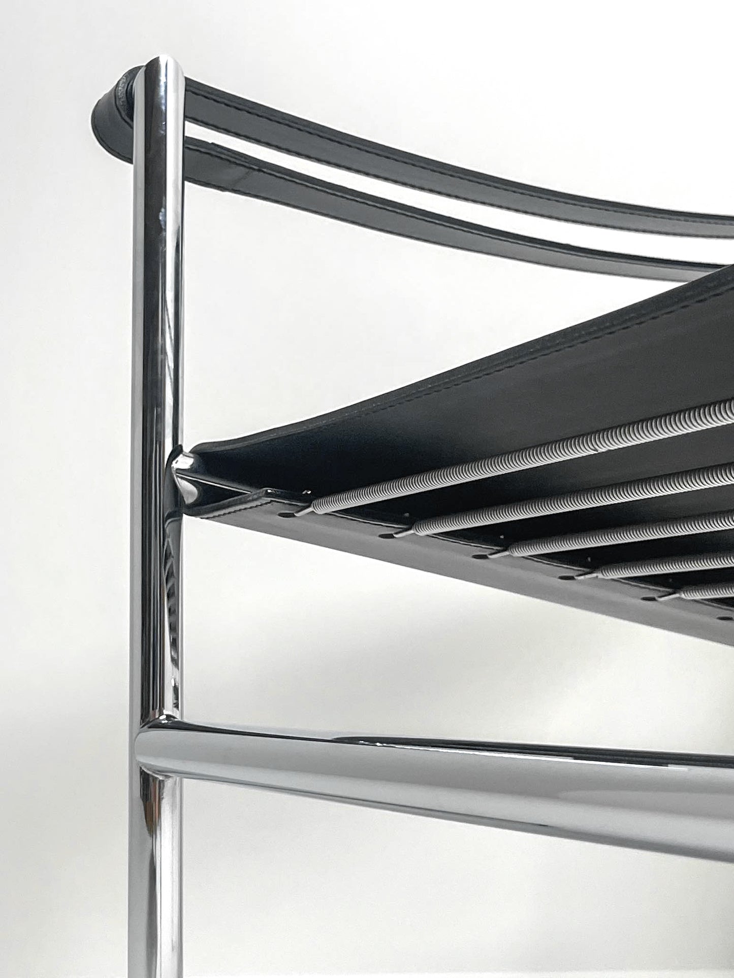 LC1 chair by Le Corbusier