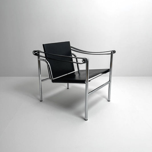 LC1 chair by Le Corbusier